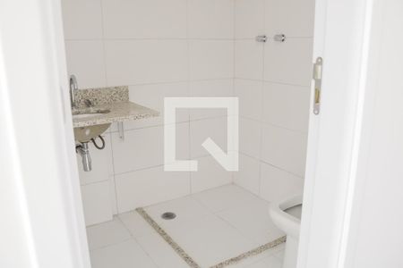 Apartamento à venda com 69m², 2 quartos e 2 vagasBanheiro da Suíte 2