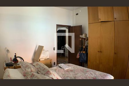 Casa à venda com 310m², 4 quartos e 2 vagasQuarto 2