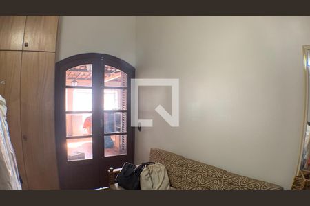 Casa à venda com 310m², 4 quartos e 2 vagasSuíte 1