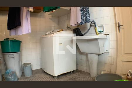 Casa à venda com 310m², 4 quartos e 2 vagasÁrea de Serviço