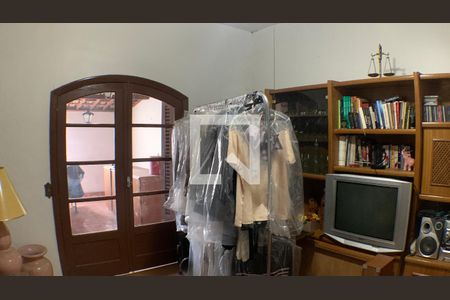 Casa à venda com 310m², 4 quartos e 2 vagasQuarto 3