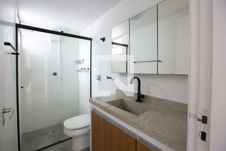 Banheiro de apartamento para alugar com 1 quarto, 45m² em Alto da Lapa, São Paulo