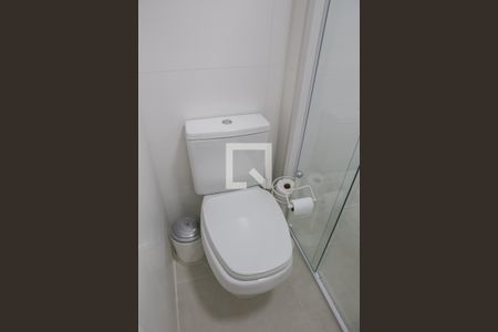 Banheiro de apartamento para alugar com 1 quarto, 31m² em Vila Pompéia, São Paulo