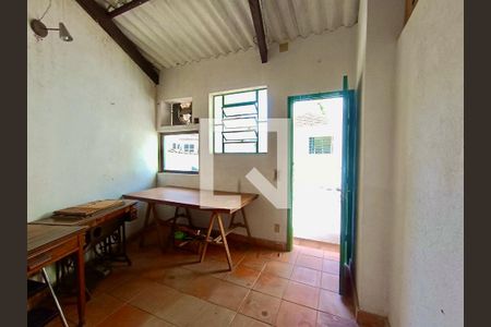 Apartamento à venda com 156m², 5 quartos e 2 vagas Apartamento à venda com 156m², 5 quartos e 2 vagasCômodo externo 1