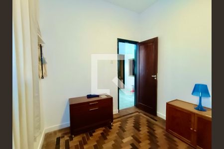 Apartamento à venda com 156m², 5 quartos e 2 vagas Apartamento à venda com 156m², 5 quartos e 2 vagasQuarto 1