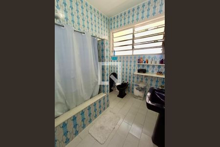 Apartamento à venda com 156m², 5 quartos e 2 vagas Apartamento à venda com 156m², 5 quartos e 2 vagasBanheiro social