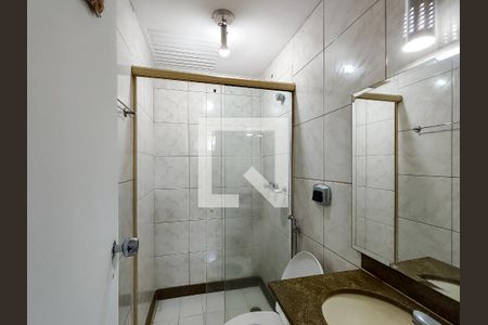 Apartamento para alugar com 87m², 3 quartos e 1 vaga Apartamento para alugar com 87m², 3 quartos e 1 vagaBanheiro Corredor