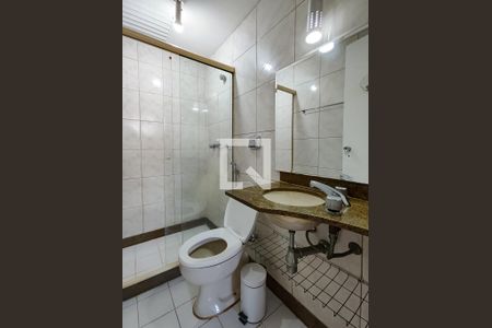 Apartamento para alugar com 87m², 3 quartos e 1 vaga Apartamento para alugar com 87m², 3 quartos e 1 vagaBanheiro Corredor