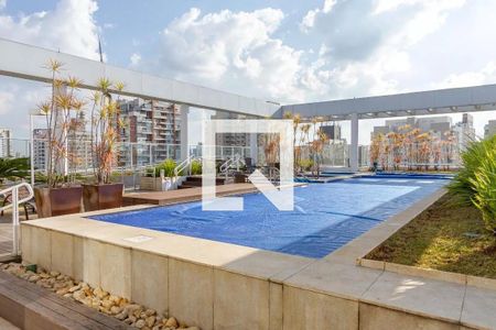 Studio à venda com 38m², 1 quarto e 1 vaga Studio à venda com 38m², 1 quarto e 1 vagaPiscina