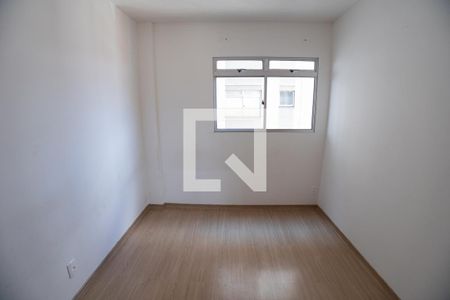 Quarto 1 de apartamento para alugar com 2 quartos, 53m² em Planalto, Belo Horizonte