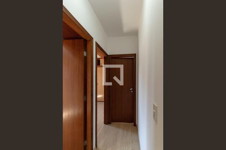 Corredor de apartamento para alugar com 3 quartos, 76m² em Vila Olímpia, São Paulo