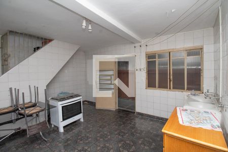 Casa para alugar com 180m², 2 quartos e 1 vagaÁrea de Serviço