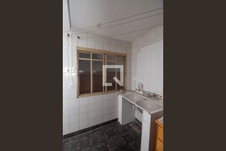 Casa para alugar com 180m², 2 quartos e 1 vagaÁrea de Serviço