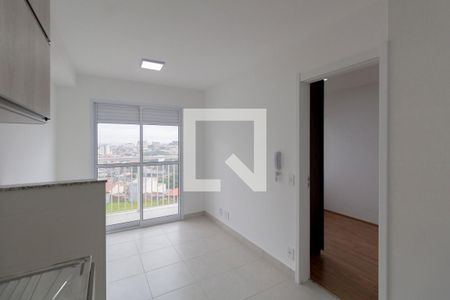 Sala e Cozinha Integrada de apartamento para alugar com 1 quarto, 29m² em Vila Ré, São Paulo