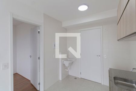 Cozinha e Área de Serviço de apartamento para alugar com 1 quarto, 29m² em Vila Ré, São Paulo