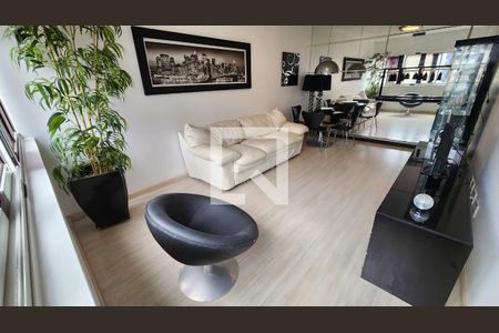 Sala de apartamento para alugar com 2 quartos, 60m² em Gonzaga, Santos