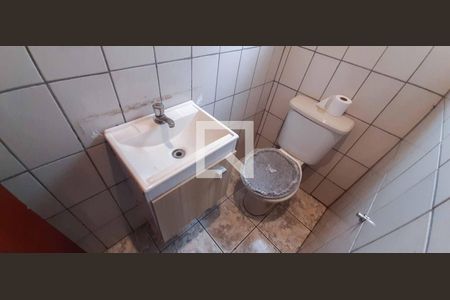 Casa à venda com 300m², 2 quartos e 1 vaga Casa à venda com 300m², 2 quartos e 1 vagaBanheiro Quarto