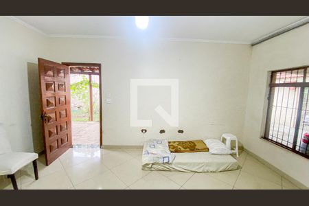 Sala de casa à venda com 3 quartos, 400m² em Vila Pires, Santo André