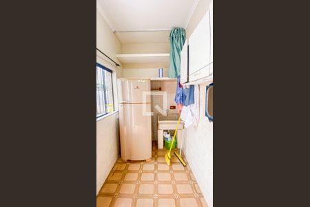 Casa à venda com 400m², 3 quartos e 2 vagas Casa à venda com 400m², 3 quartos e 2 vagasÁrea de Serviço