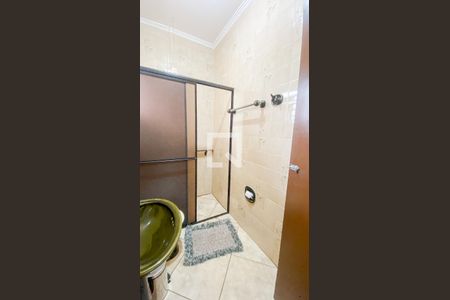 Casa à venda com 400m², 3 quartos e 2 vagas Casa à venda com 400m², 3 quartos e 2 vagasBanheiro 2