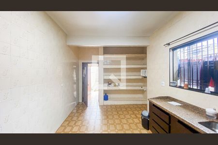 Casa à venda com 400m², 3 quartos e 2 vagas Casa à venda com 400m², 3 quartos e 2 vagasCozinha