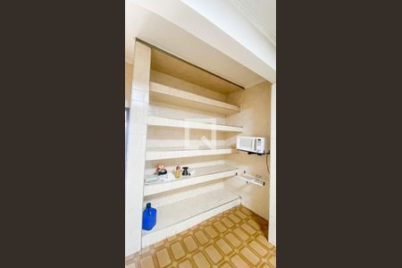 Casa à venda com 400m², 3 quartos e 2 vagas Casa à venda com 400m², 3 quartos e 2 vagasCozinha