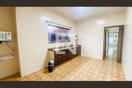 Casa à venda com 400m², 3 quartos e 2 vagas Casa à venda com 400m², 3 quartos e 2 vagasCozinha