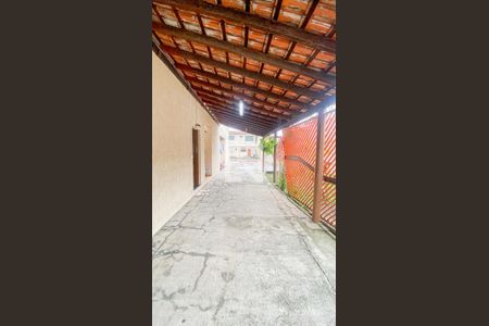 Casa à venda com 400m², 3 quartos e 2 vagas Casa à venda com 400m², 3 quartos e 2 vagasQuintal - Garagem