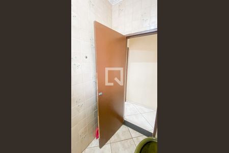 Casa à venda com 400m², 3 quartos e 2 vagas Casa à venda com 400m², 3 quartos e 2 vagasBanheiro 2