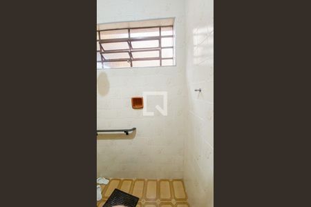 Casa à venda com 400m², 3 quartos e 2 vagas Casa à venda com 400m², 3 quartos e 2 vagasBanheiro