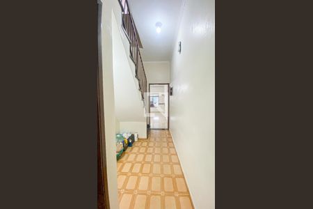 Casa à venda com 400m², 3 quartos e 2 vagas Casa à venda com 400m², 3 quartos e 2 vagasCorredor