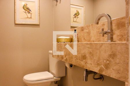 Apartamento à venda com 240m², 5 quartos e 4 vagasLavabo