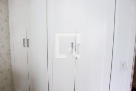 Apartamento à venda com 240m², 5 quartos e 4 vagasQuarto 4 - Armários
