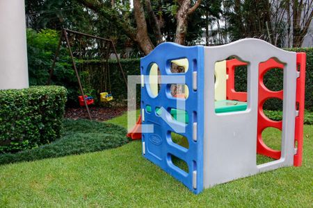 Apartamento à venda com 240m², 5 quartos e 4 vagasPlayground