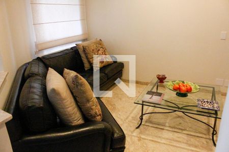 Apartamento à venda com 240m², 5 quartos e 4 vagasSala 2