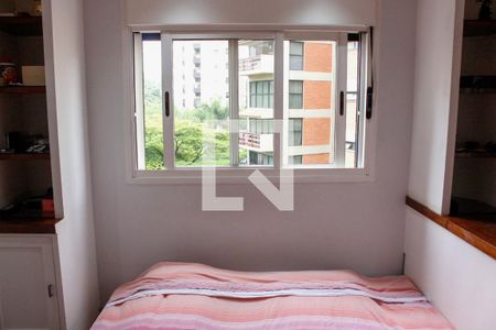 Apartamento à venda com 240m², 5 quartos e 4 vagasSuíte 2