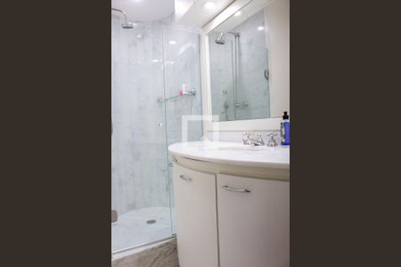 Apartamento à venda com 240m², 5 quartos e 4 vagasBanheiro