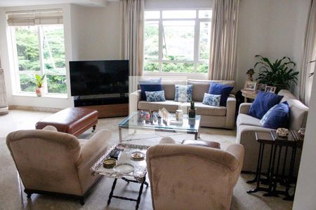 Apartamento à venda com 240m², 5 quartos e 4 vagasSala