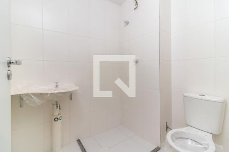 Banheiro de apartamento para alugar com 1 quarto, 26m² em Conjunto Residencial José Bonifácio, São Paulo