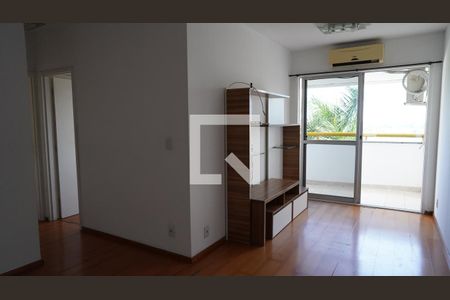 Sala de apartamento para alugar com 2 quartos, 97m² em Freguesia (jacarepaguá), Rio de Janeiro