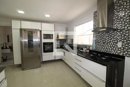 Casa à venda com 620m², 3 quartos e 4 vagasCozinha