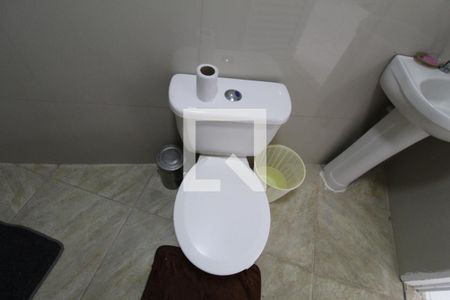 Casa à venda com 620m², 3 quartos e 4 vagasBanheiro da sala da edícula 