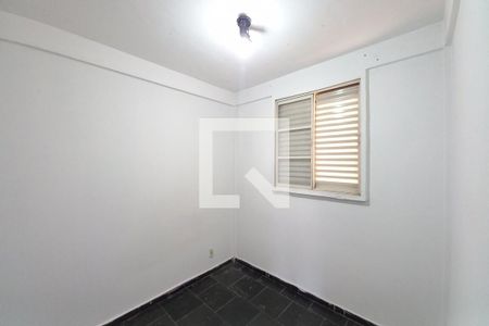 Quarto 2 de apartamento para alugar com 2 quartos, 58m² em Parque Residencial Vila União, Campinas