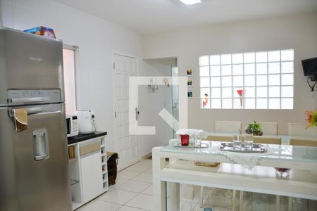 Casa à venda com 200m², 3 quartos e 2 vagasCozinha