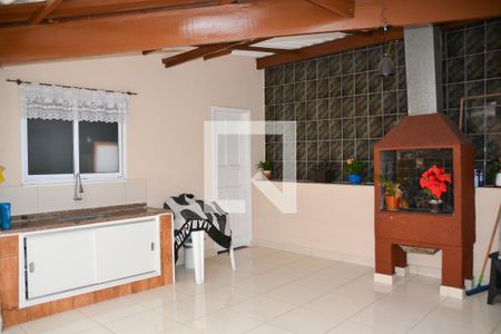 Casa à venda com 200m², 3 quartos e 2 vagasÁrea Externa