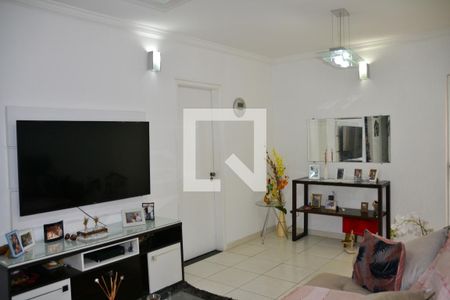 Sala de casa à venda com 3 quartos, 200m² em Rudge Ramos, São Bernardo do Campo