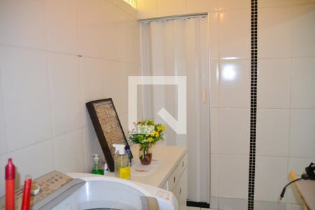 Casa à venda com 200m², 3 quartos e 2 vagasÁrea de Serviço