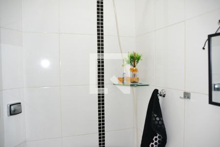 Casa à venda com 200m², 3 quartos e 2 vagasBanheiro