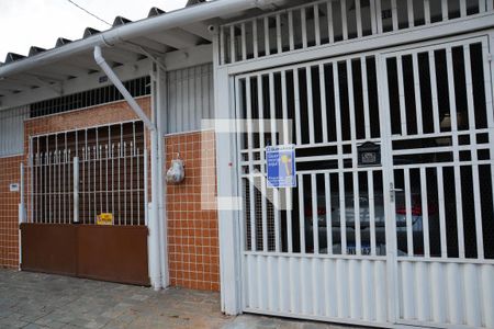 Casa à venda com 200m², 3 quartos e 2 vagasFachada