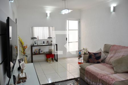Sala de casa à venda com 3 quartos, 200m² em Rudge Ramos, São Bernardo do Campo